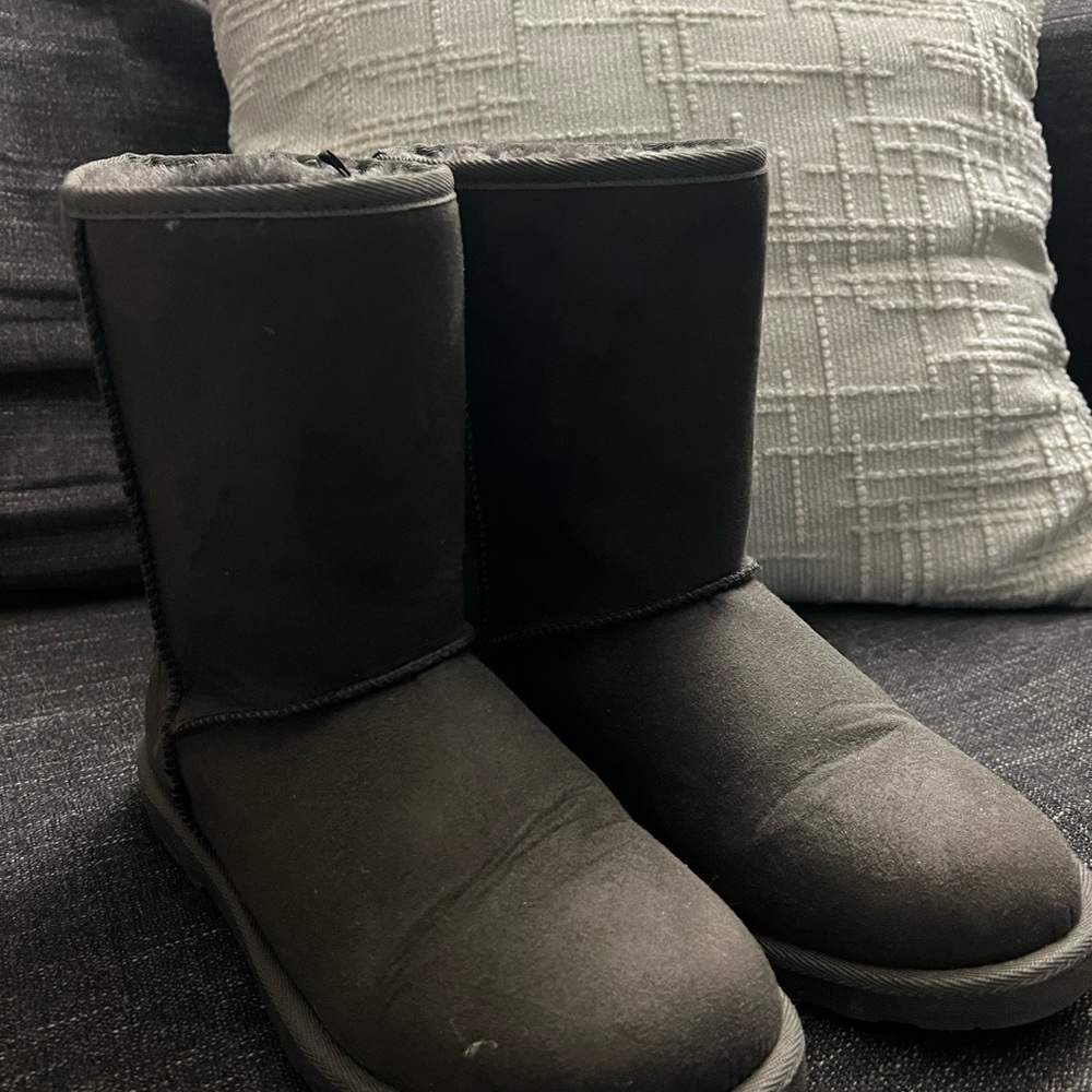Women's Black Winter Boots